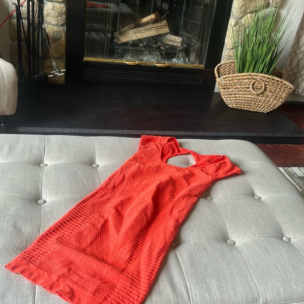 Bebe Vintage Orange NylonSpandex Blend Open Back Mini Body-Con Dress🍊Size Small